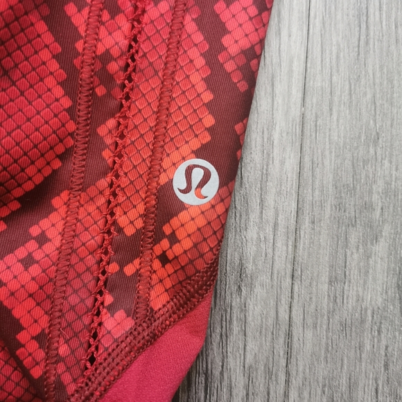 Lululemon capris - Picture 2 of 3